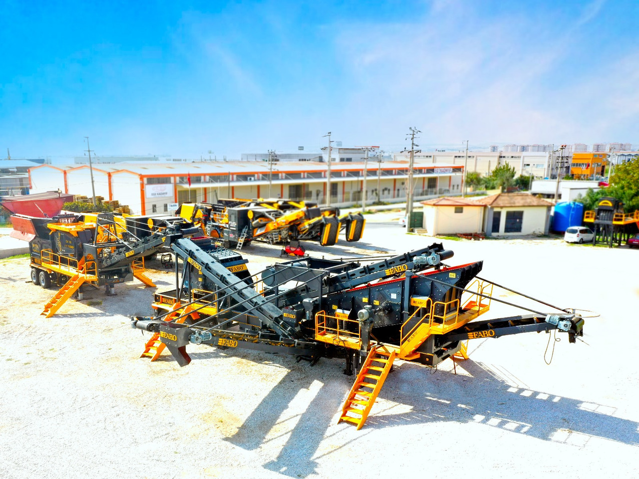 FABO Mobile crusher - 移动破碎机:图1 FABO Mobile crusher - 移动破碎机:图1