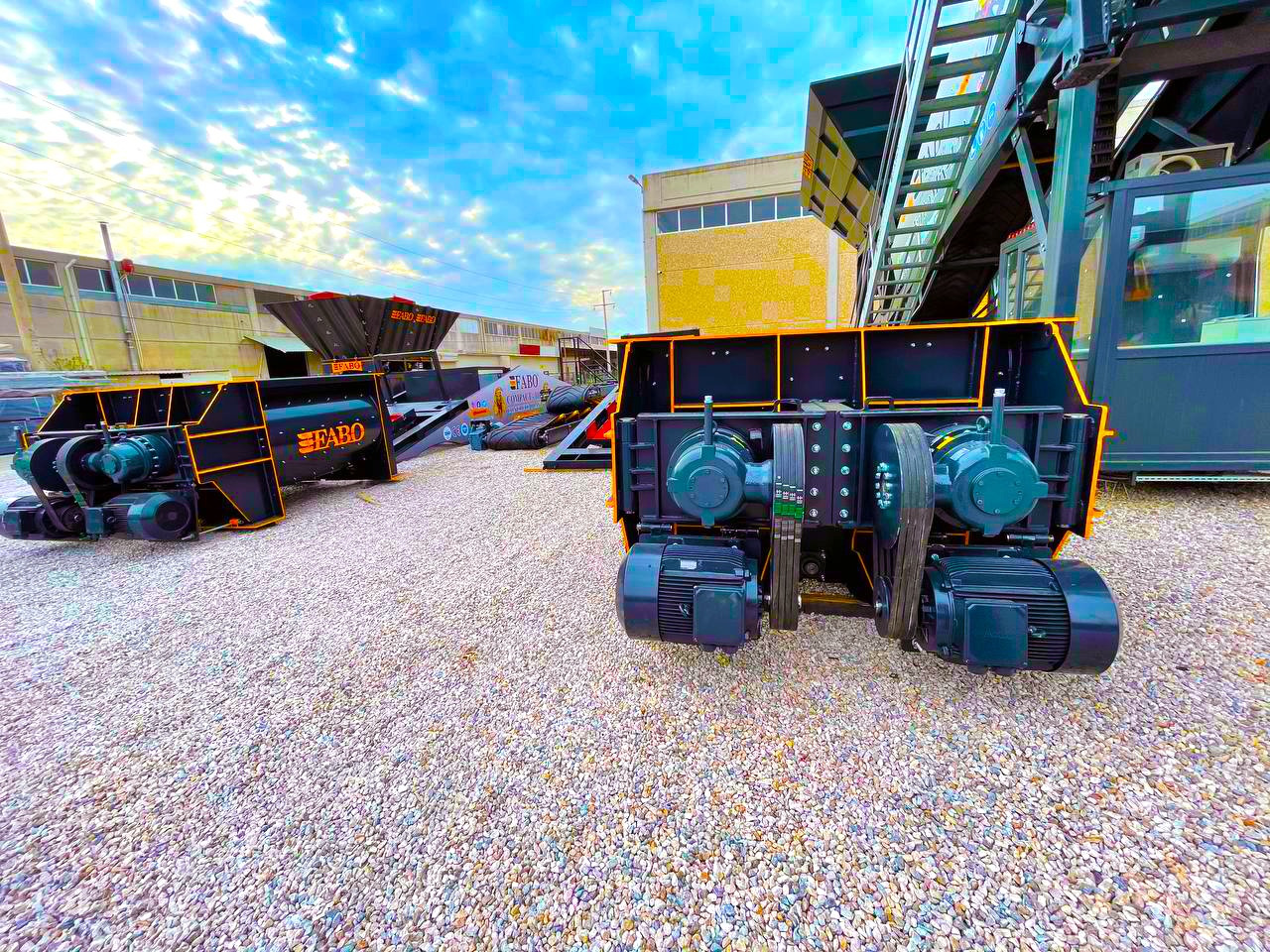 FABO twin shaft mixer - 混凝土搅拌机:图4 FABO twin shaft mixer - 混凝土搅拌机:图4