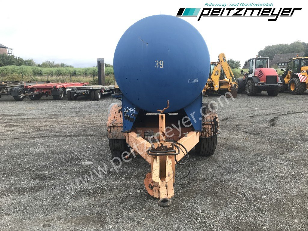 BATHE 1 Achs Anhänger Bitum / Teerkocher ST 5 E - 4,8 m³ zGG 9,5 t. - 沥青洒布车:图5 BATHE 1 Achs Anhänger Bitum / Teerkocher ST 5 E - 4,8 m³ zGG 9,5 t. - 沥青洒布车:图5