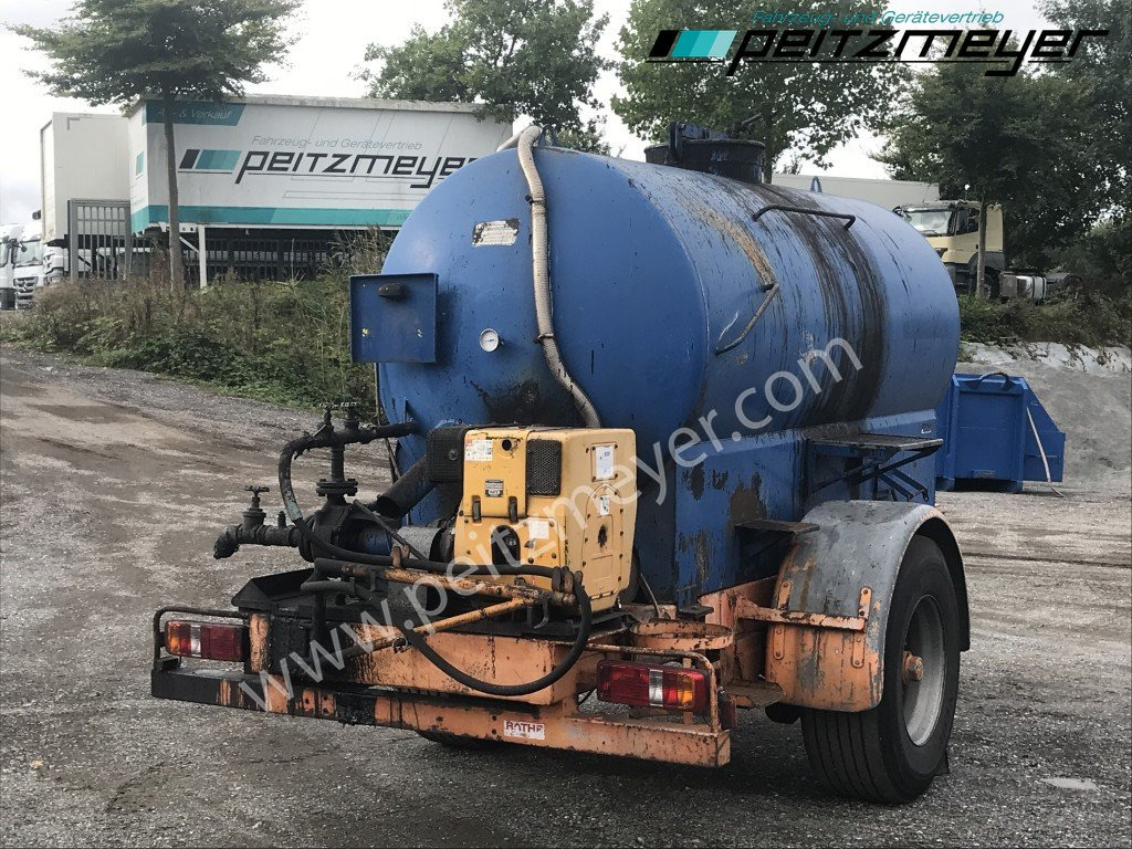 BATHE 1 Achs Anhänger Bitum / Teerkocher ST 5 E - 4,8 m³ zGG 9,5 t. - 沥青洒布车:图1 BATHE 1 Achs Anhänger Bitum / Teerkocher ST 5 E - 4,8 m³ zGG 9,5 t. - 沥青洒布车:图1