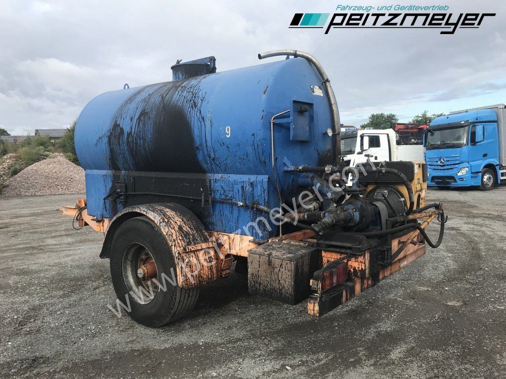 BATHE 1 Achs Anhänger Bitum / Teerkocher ST 5 E - 4,8 m³ zGG 9,5 t. - 沥青洒布车:图2 BATHE 1 Achs Anhänger Bitum / Teerkocher ST 5 E - 4,8 m³ zGG 9,5 t. - 沥青洒布车:图2