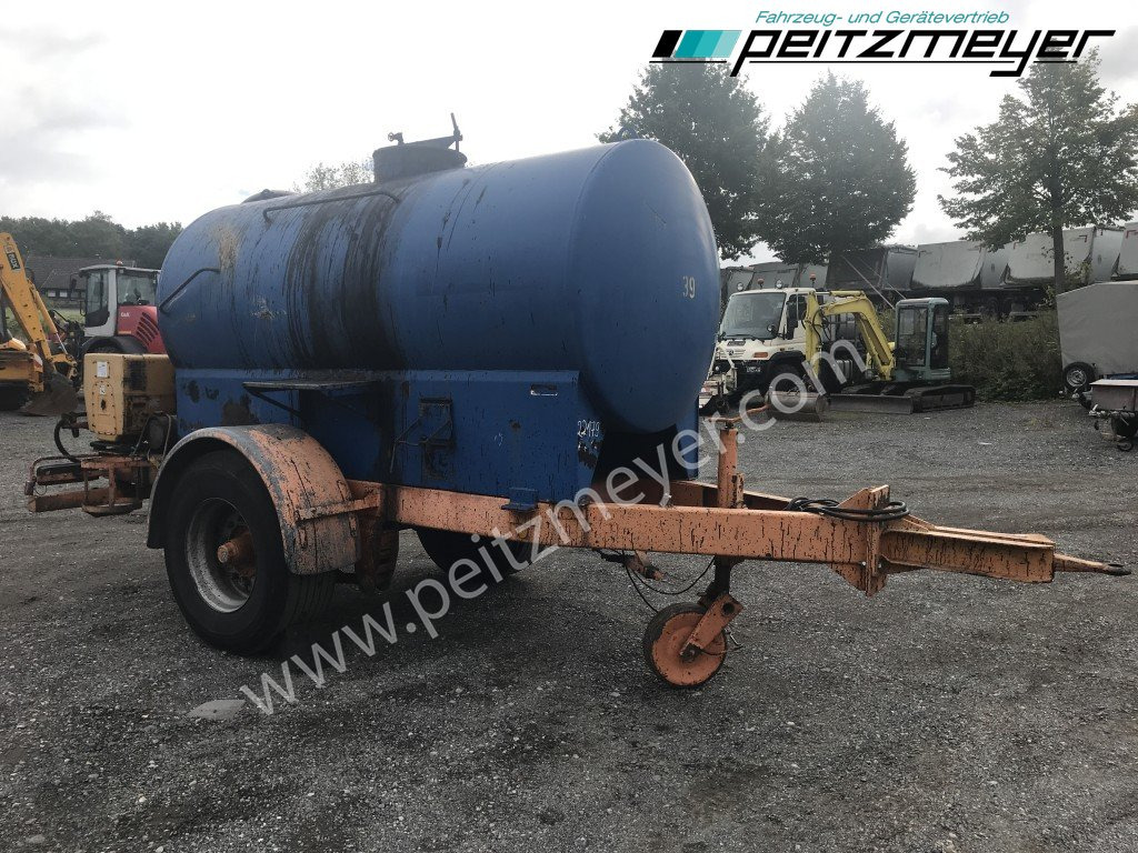 BATHE 1 Achs Anhänger Bitum / Teerkocher ST 5 E - 4,8 m³ zGG 9,5 t. - 沥青洒布车:图4 BATHE 1 Achs Anhänger Bitum / Teerkocher ST 5 E - 4,8 m³ zGG 9,5 t. - 沥青洒布车:图4