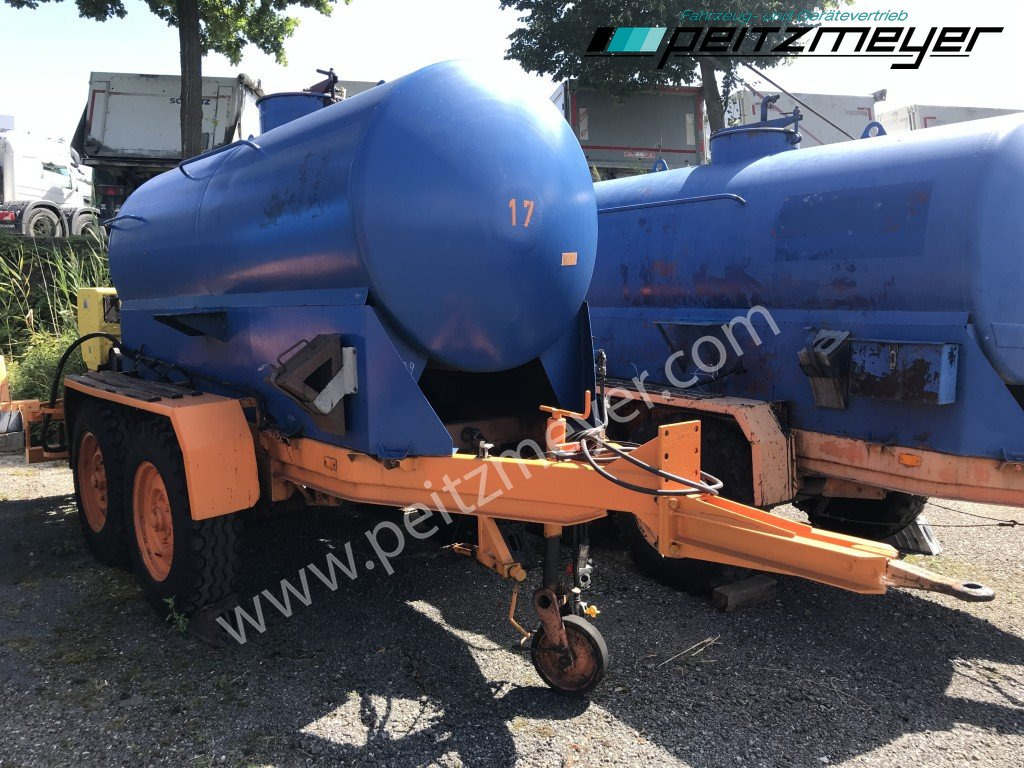 BATHE TANDEMANHÄNGER Bitum / Teerkocher 3,5 m³ Hatz DIesel 1 D 81 C - 沥青洒布车:图2 BATHE TANDEMANHÄNGER Bitum / Teerkocher 3,5 m³ Hatz DIesel 1 D 81 C - 沥青洒布车:图2