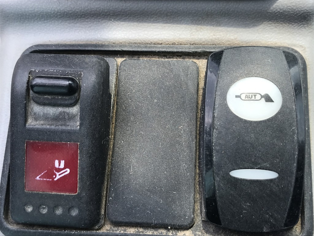 小型挖掘机 CAT Kurzheckbagger 308-07 ECR Powertilt:图25 小型挖掘机 CAT Kurzheckbagger 308-07 ECR Powertilt:图25