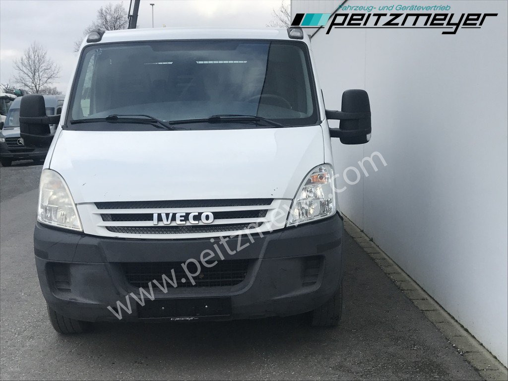 Iveco Daily 29 L 12 Doka, Pritsche, AHK 2,4 t. - 栏板式/ 平板拖车:图5 Iveco Daily 29 L 12 Doka, Pritsche, AHK 2,4 t. - 栏板式/ 平板拖车:图5
