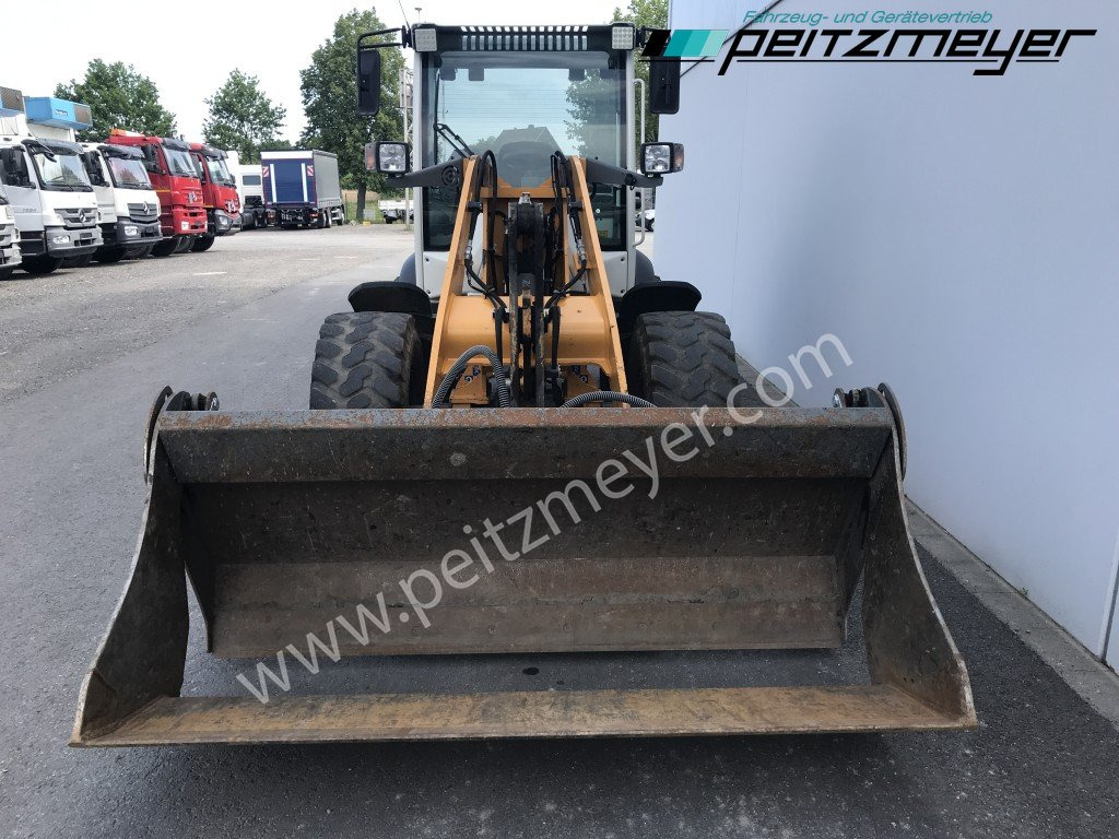 LIEBHERR RADLADER L 508 C 4in1 Schaufel + Palettengabel - 轮式装载机:图5 LIEBHERR RADLADER L 508 C 4in1 Schaufel + Palettengabel - 轮式装载机:图5
