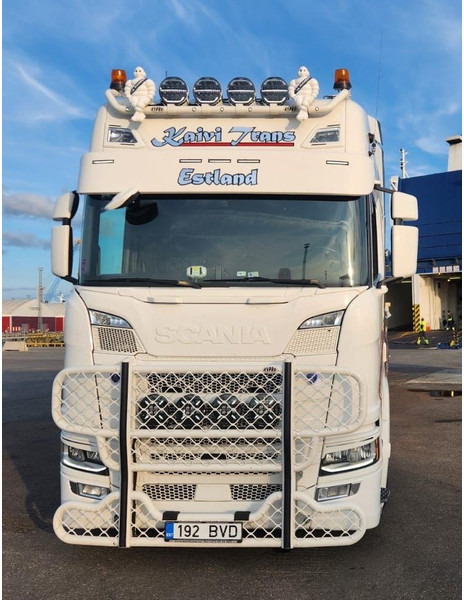 Scania R450 A4X2LB - 牵引车:图2 Scania R450 A4X2LB - 牵引车:图2