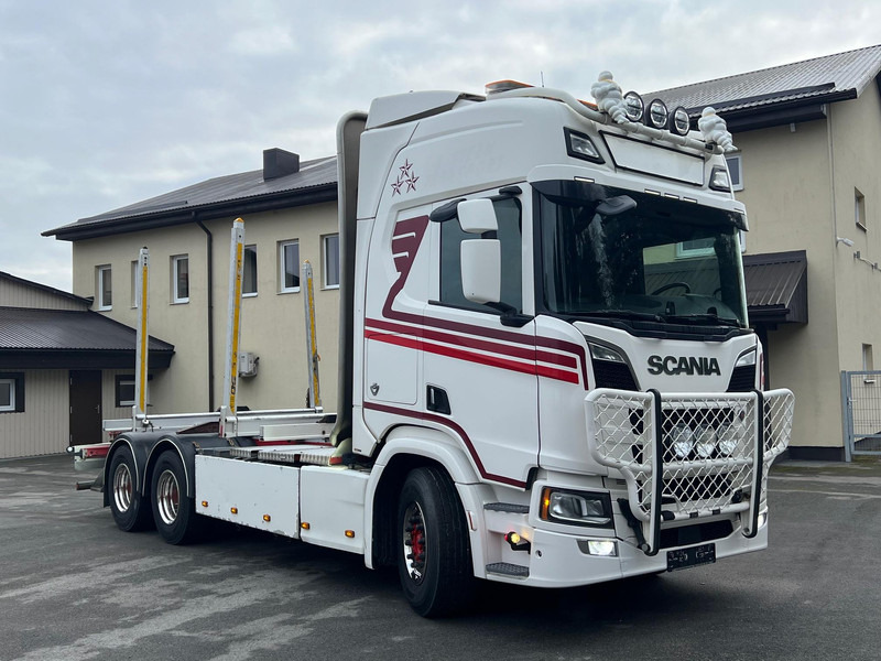 Scania R730 B6X4NB - 木材运输车, 起重车:图2 Scania R730 B6X4NB - 木材运输车, 起重车:图2