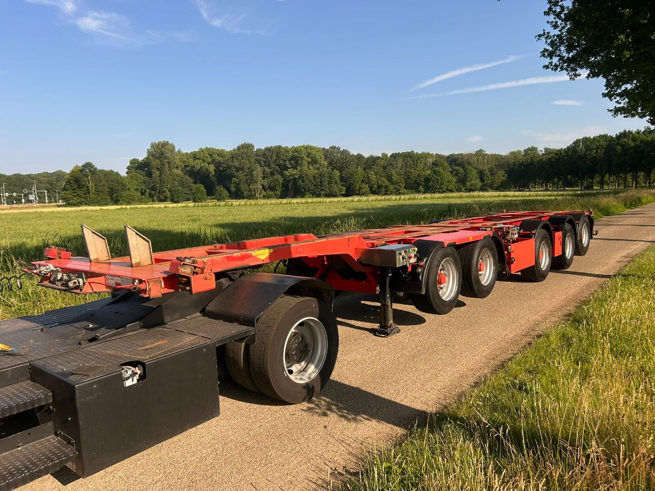 Broshuis 2-Connect-5Akcc / 3 x Steering axle / 4 x Lifting axle / tyres 80 / 3 x - 集装箱运输车/ 可拆卸车身的半拖车:图1 Broshuis 2-Connect-5Akcc / 3 x Steering axle / 4 x Lifting axle / tyres 80 / 3 x - 集装箱运输车/ 可拆卸车身的半拖车:图1