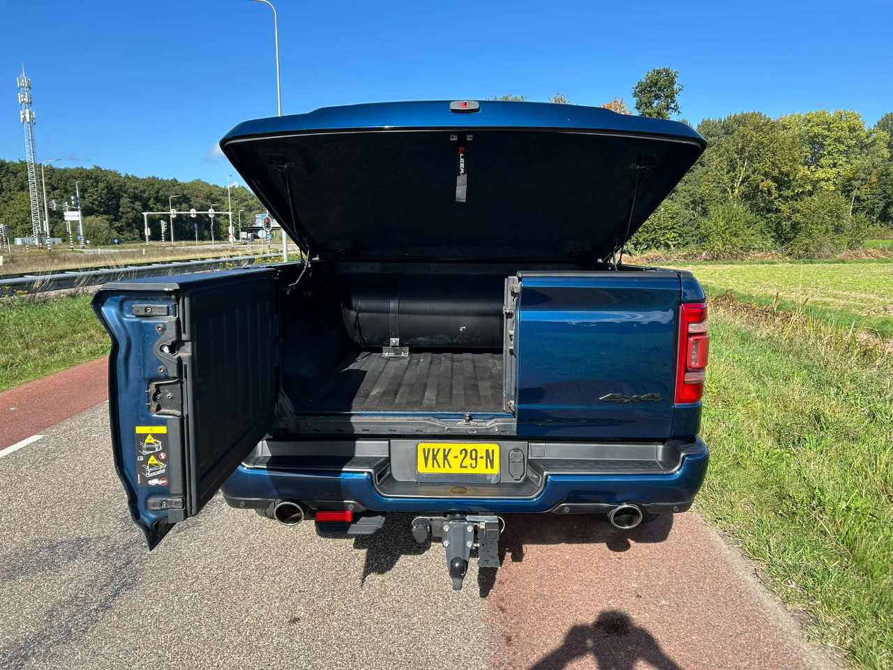 Dodge Ram Pick Up 1500 5.7 V8 4x4 Creb Cab Limeted Hemi Etorque - 皮卡车:图5 Dodge Ram Pick Up 1500 5.7 V8 4x4 Creb Cab Limeted Hemi Etorque - 皮卡车:图5