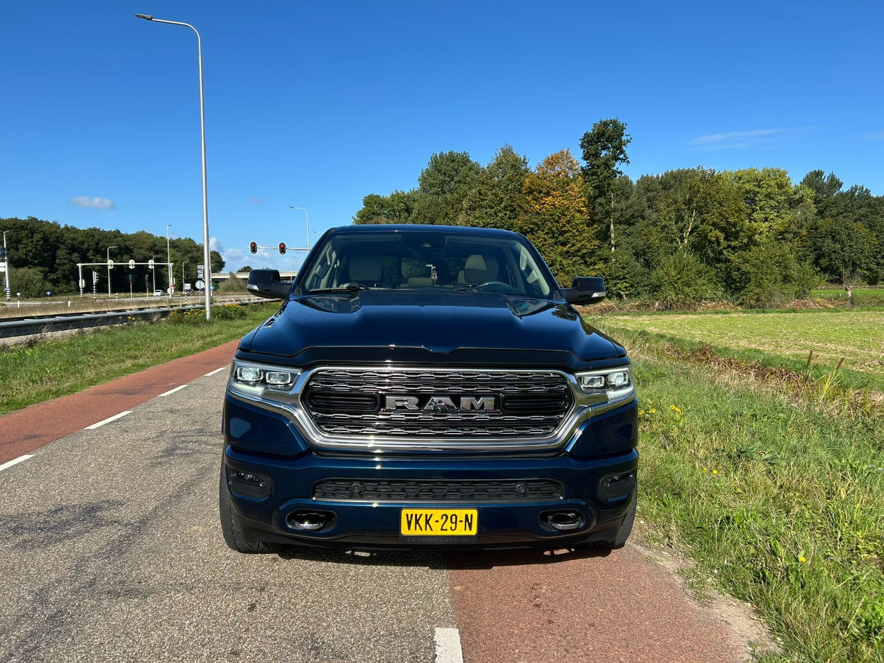 Dodge Ram Pick Up 1500 5.7 V8 4x4 Creb Cab Limeted Hemi Etorque - 皮卡车:图2 Dodge Ram Pick Up 1500 5.7 V8 4x4 Creb Cab Limeted Hemi Etorque - 皮卡车:图2
