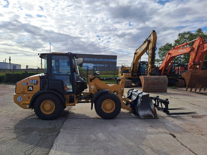 Cat 906 (Bucket+Forks) - 轮式装载机:图5 Cat 906 (Bucket+Forks) - 轮式装载机:图5