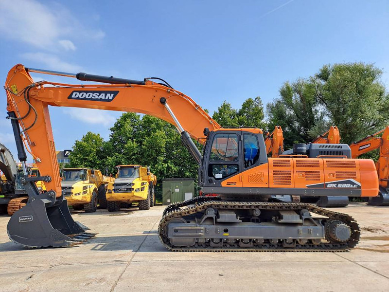 Doosan DX530LC-7M - 履带式挖掘机:图1 Doosan DX530LC-7M - 履带式挖掘机:图1
