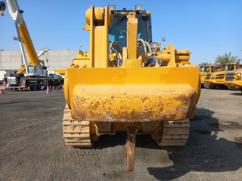 Komatsu D155A-6R (4 pcs available in Abu Dhabi) - 推土机:图3 Komatsu D155A-6R (4 pcs available in Abu Dhabi) - 推土机:图3