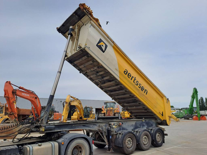 MAN TGX 18.460 + 2013 STAS 3 axle tipper trailer - 牵引车:图4 MAN TGX 18.460 + 2013 STAS 3 axle tipper trailer - 牵引车:图4
