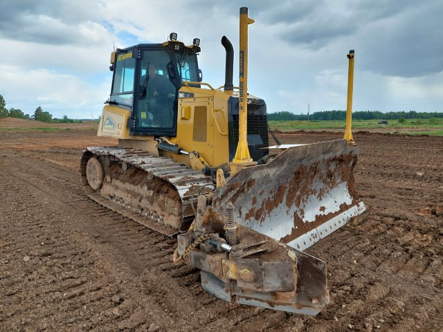 CATERPILLAR D6K2 LGP, Trimble 3D, slope board - 推土机:图1 CATERPILLAR D6K2 LGP, Trimble 3D, slope board - 推土机:图1