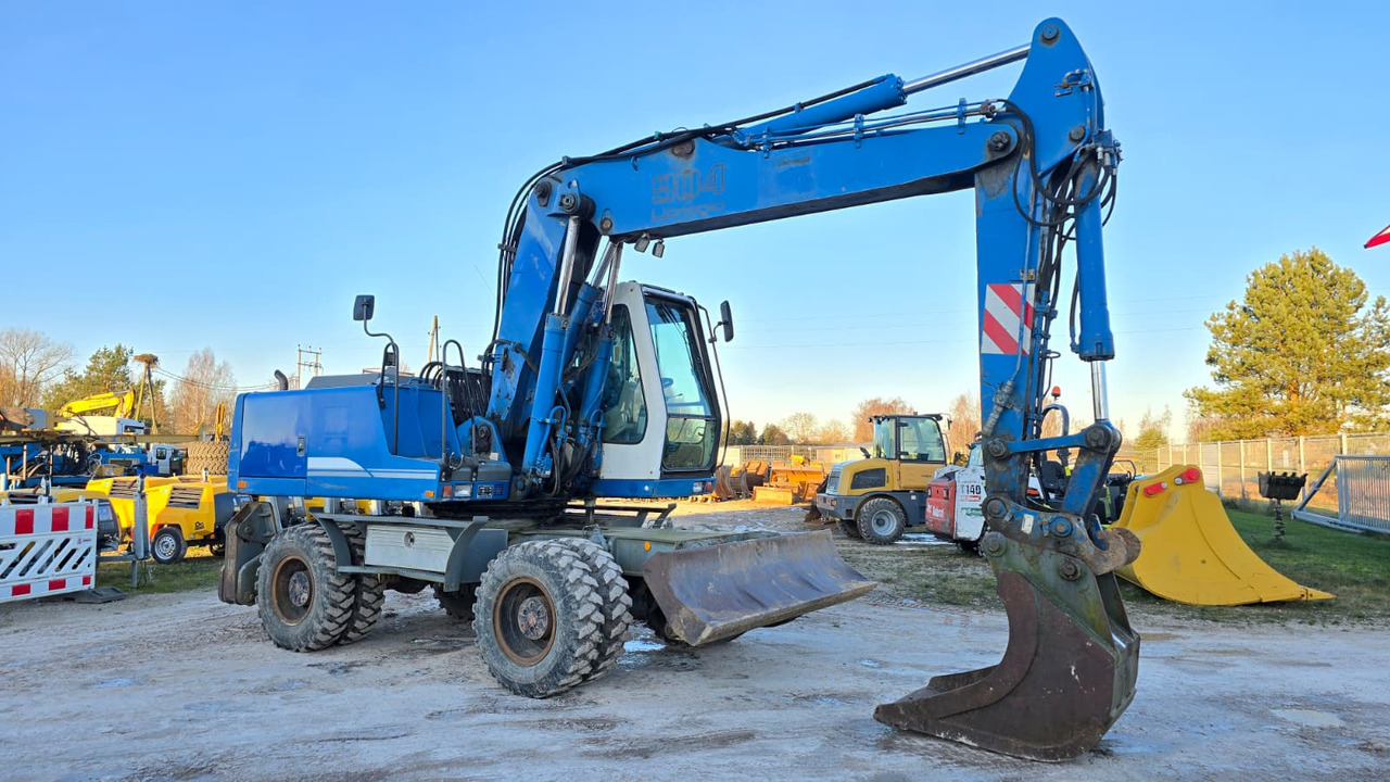 LIEBHERR A904 Litronic - 轮式挖掘机:图1 LIEBHERR A904 Litronic - 轮式挖掘机:图1