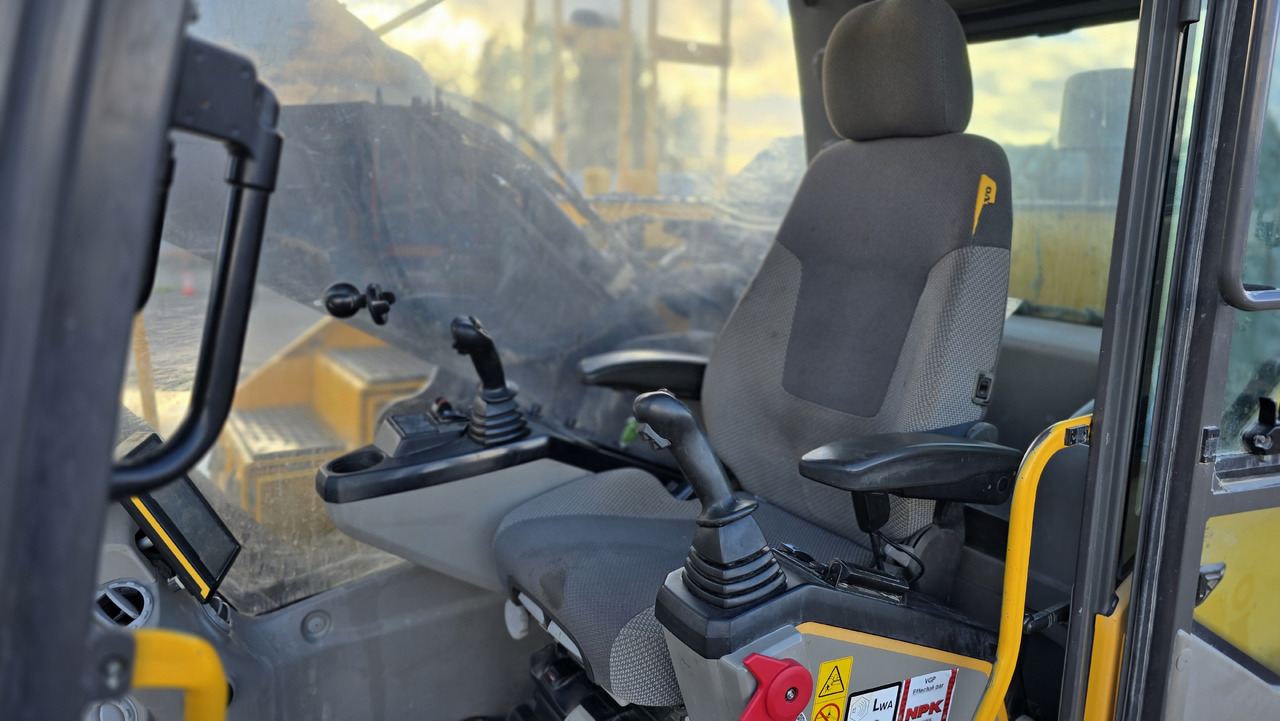 VOLVO EC300EL 租赁 VOLVO EC300EL：图18