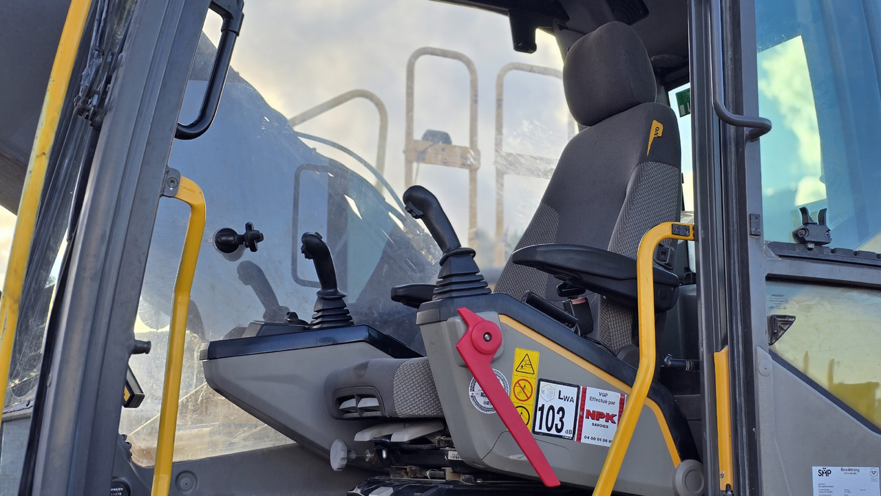 VOLVO EC300EL 租赁 VOLVO EC300EL：图17