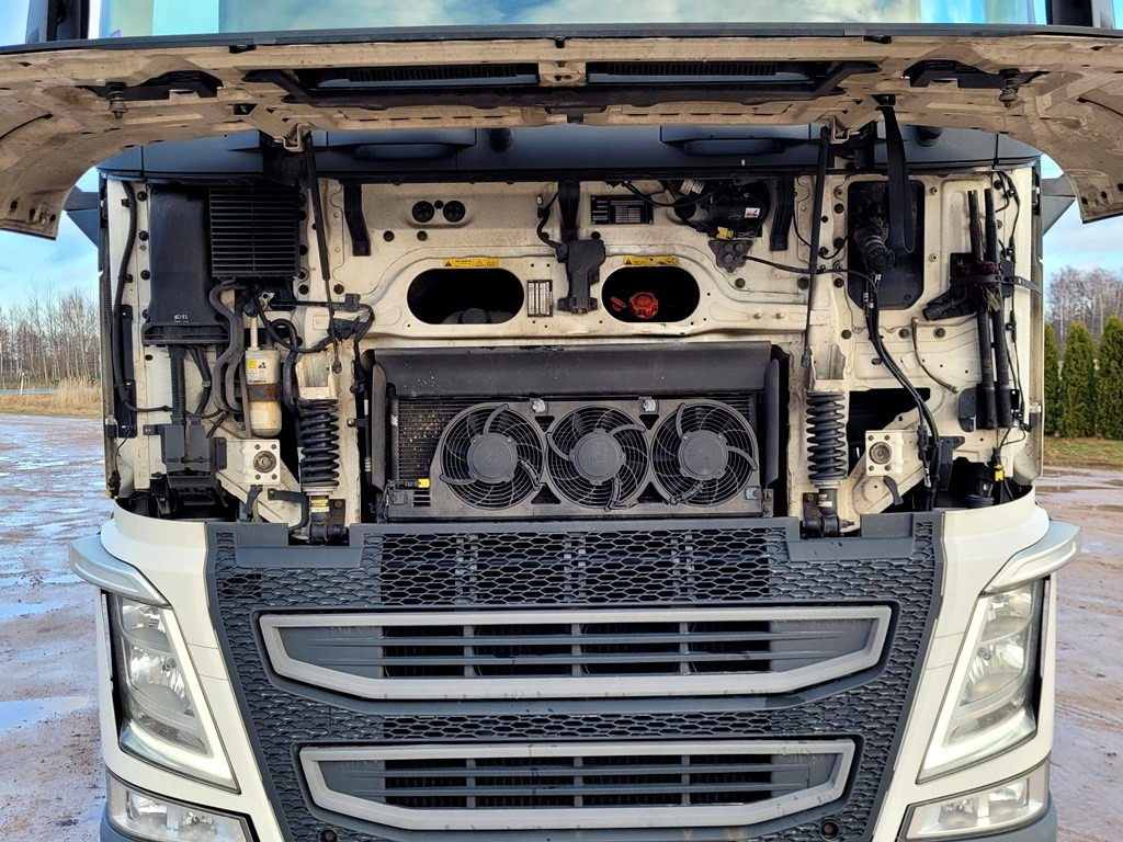 Volvo FH460 + refrigerated semi-trailer - 牵引车:图5 Volvo FH460 + refrigerated semi-trailer - 牵引车:图5