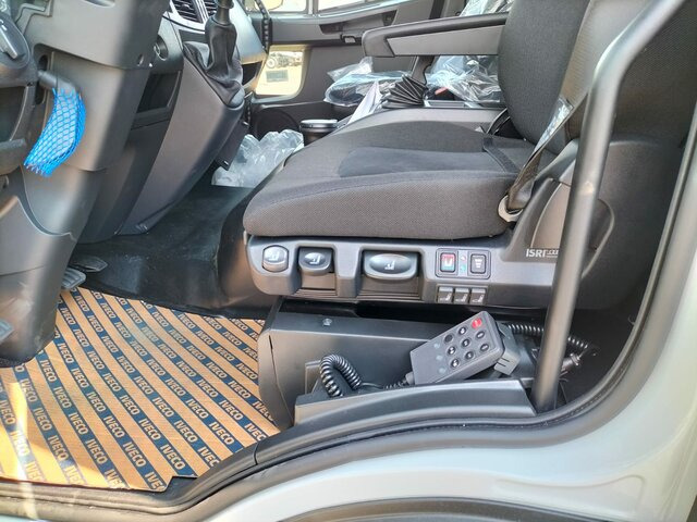 新的 侧帘卡车 IVECO EuroCargo ML80E22/FP EVI_E - S100 HIGHCOMFORT...：图6