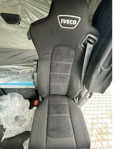 IVECO S-Way AS440S49T/P - AF4T COMFORT+AERO+ LED+NAVI... - 牵引车:图4 IVECO S-Way AS440S49T/P - AF4T COMFORT+AERO+ LED+NAVI... - 牵引车:图4