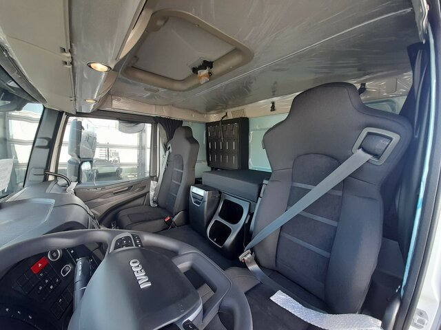 IVECO X-Way AT280X46Y/PS ON++LED+KRAN + KIPPMULDE... - 起重车, 栏板式/ 平板卡车:图2 IVECO X-Way AT280X46Y/PS ON++LED+KRAN + KIPPMULDE... - 起重车, 栏板式/ 平板卡车:图2