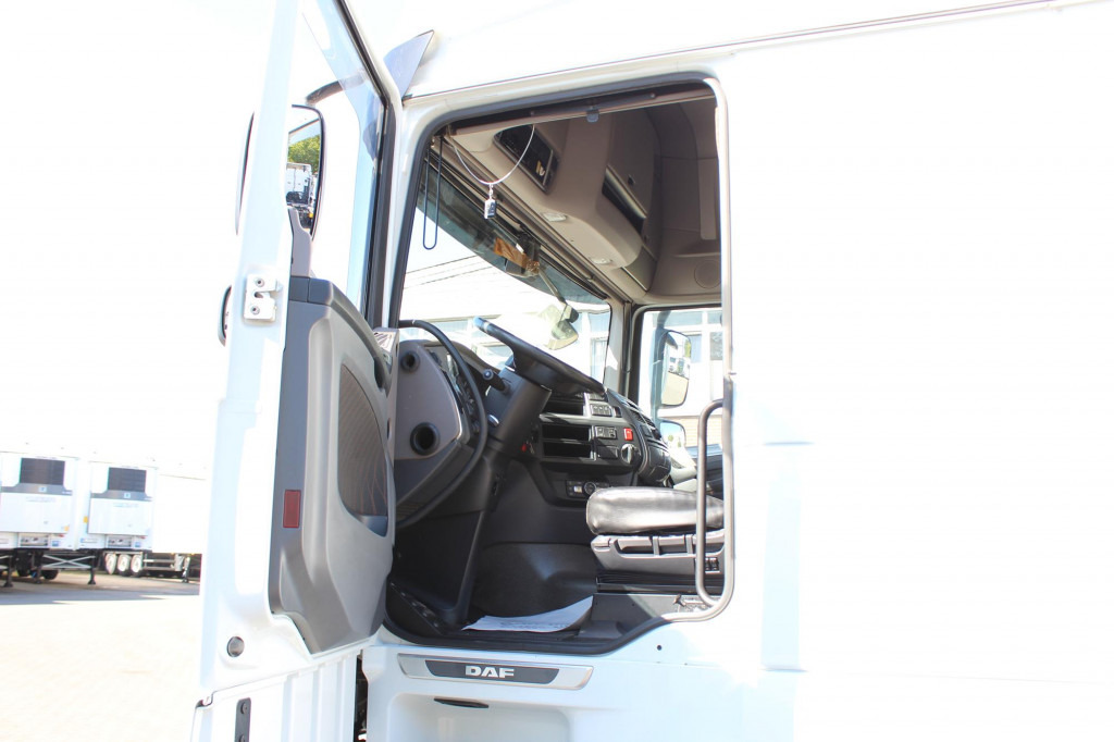 Daf 530 SSC Retarder Kühlbox 2 Tanks Standklima - 牵引车:图5 Daf 530 SSC Retarder Kühlbox 2 Tanks Standklima - 牵引车:图5