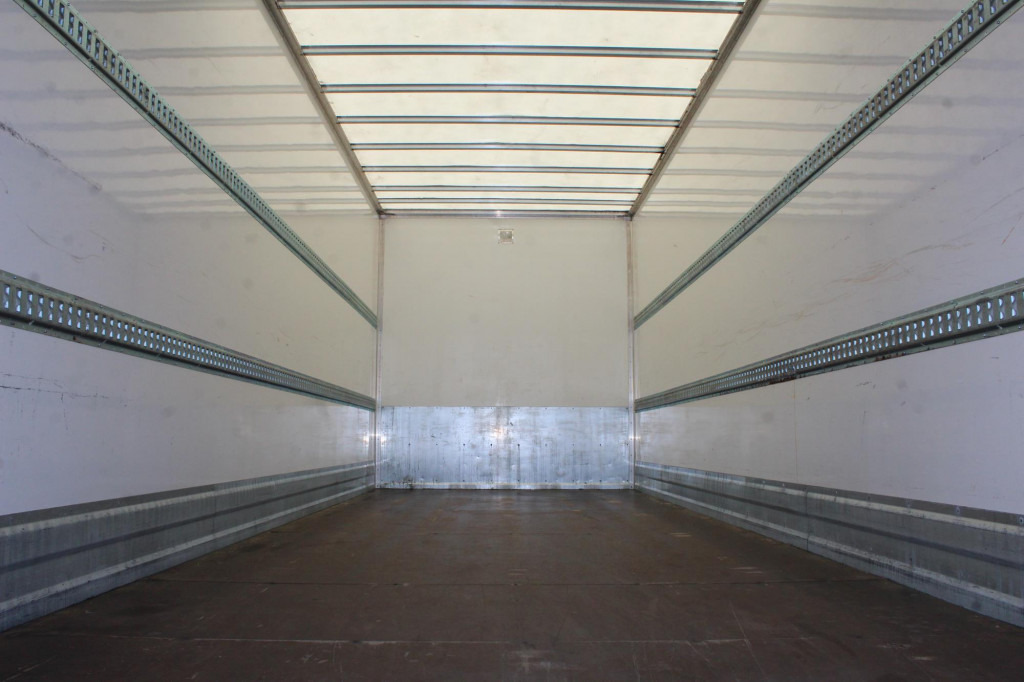 Daf LF 290 Koffer Klima LDW Rolltor LBW 298Tkm - 卡车:图2 Daf LF 290 Koffer Klima LDW Rolltor LBW 298Tkm - 卡车:图2