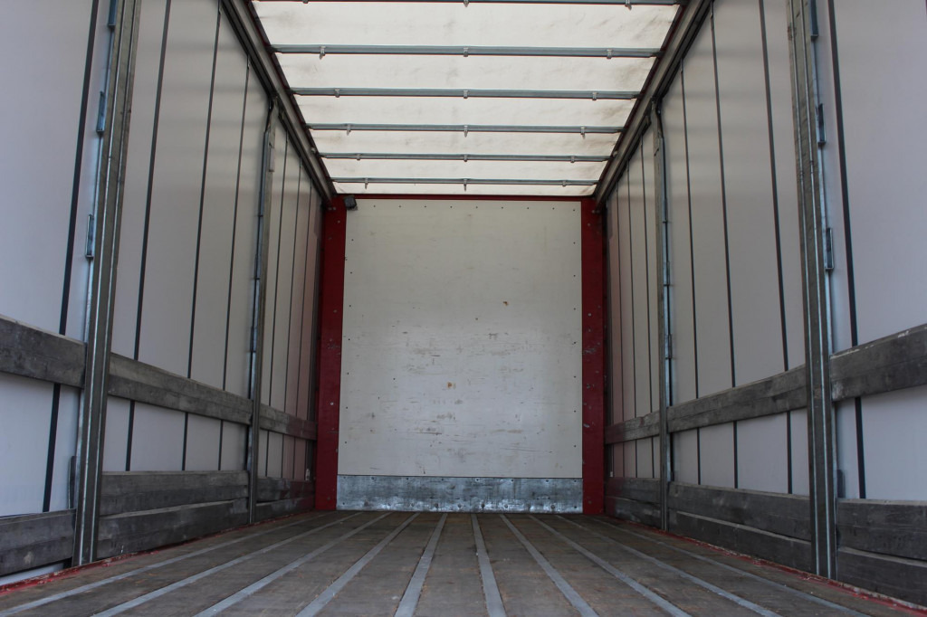 Daf XF 26.480 SC Plane Stapleraufnahme AHK Edscha - 侧帘卡车:图3 Daf XF 26.480 SC Plane Stapleraufnahme AHK Edscha - 侧帘卡车:图3