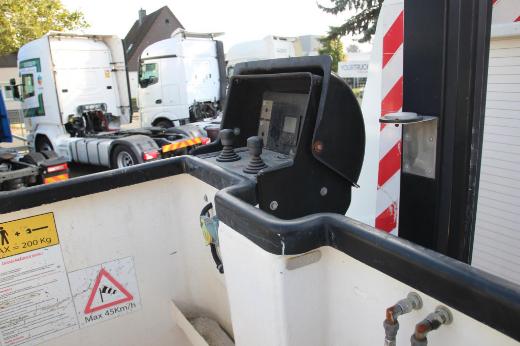 Iveco Daily 70-170 EEV VDT-170-F 20 m 2 Pers.Korb - 车载空中平台:图2 Iveco Daily 70-170 EEV VDT-170-F 20 m 2 Pers.Korb - 车载空中平台:图2