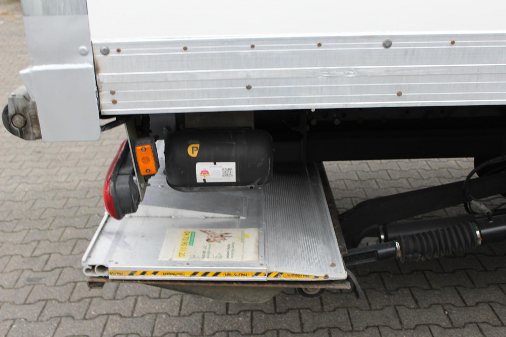 Iveco Eurocargo 190-280 E6 Koffer 8,51m Roltor LBW - 厢式卡车:图2 Iveco Eurocargo 190-280 E6 Koffer 8,51m Roltor LBW - 厢式卡车:图2