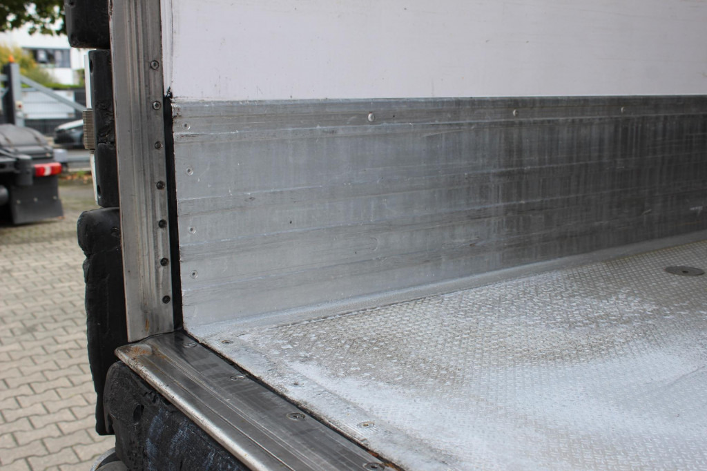 Lamberet TK SLXi Spectrum 2,65h Bi-Temp LBW FRC Aluboden - 冷藏半拖车:图4 Lamberet TK SLXi Spectrum 2,65h Bi-Temp LBW FRC Aluboden - 冷藏半拖车:图4