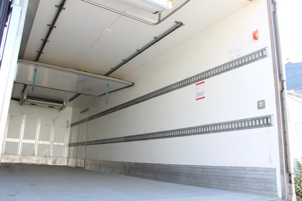 冷藏车 MAN TGM 18.290 E5  CS 950 Bi-Temp  Strom Tür+LBW  FRC：图15