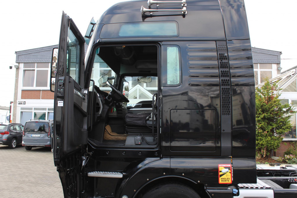 MAN TGX 480 XXL Retarder Standklima 2Tanks Navi - 牵引车:图3 MAN TGX 480 XXL Retarder Standklima 2Tanks Navi - 牵引车:图3