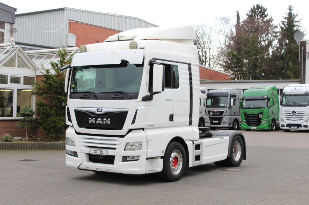 MAN TGX 510 XL Retarder Alufelgen Standklima 2 Tank - 牵引车:图1 MAN TGX 510 XL Retarder Alufelgen Standklima 2 Tank - 牵引车:图1