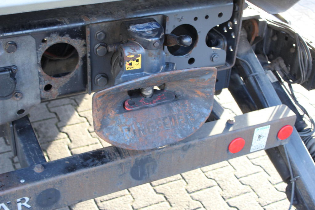 Mercedes-Benz Actros 2545 E6 Plane Retarder LBW ANK Schlafkab - 侧帘卡车:图5 Mercedes-Benz Actros 2545 E6 Plane Retarder LBW ANK Schlafkab - 侧帘卡车:图5