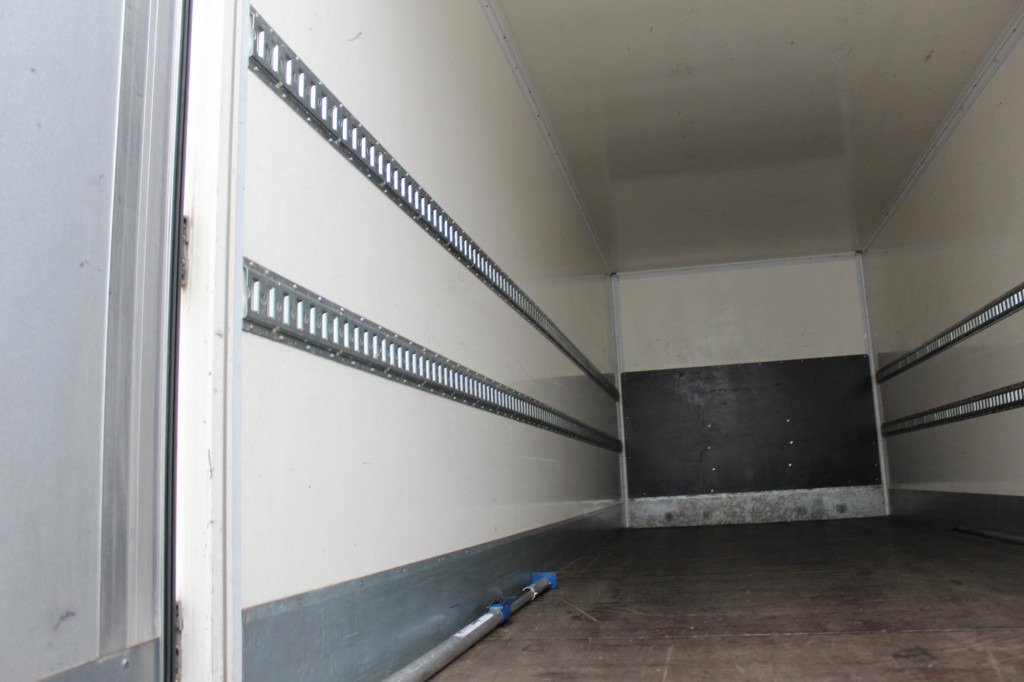 Mercedes-Benz Actros 2548 Koffer Retarder Schlafkab Kühlbox - 小型货车:图5 Mercedes-Benz Actros 2548 Koffer Retarder Schlafkab Kühlbox - 小型货车:图5