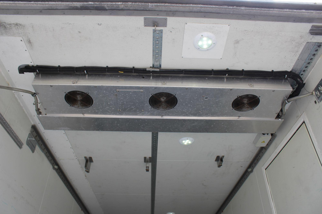 Mercedes-Benz Antos 2540 E6 Kühlkoffer Lift-Lenkachse LBW 2t - 冷藏车:图3 Mercedes-Benz Antos 2540 E6 Kühlkoffer Lift-Lenkachse LBW 2t - 冷藏车:图3