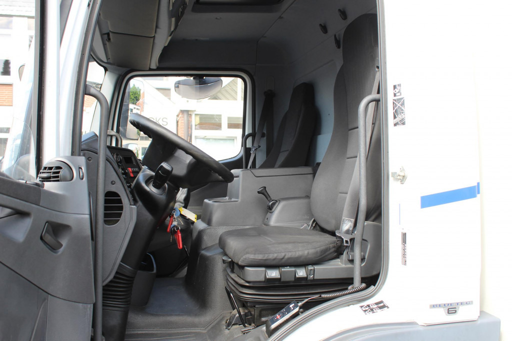 Mercedes-Benz Atego 1221 E6 Koffer Klima LDW Schalter LBW - 卡车:图5 Mercedes-Benz Atego 1221 E6 Koffer Klima LDW Schalter LBW - 卡车:图5