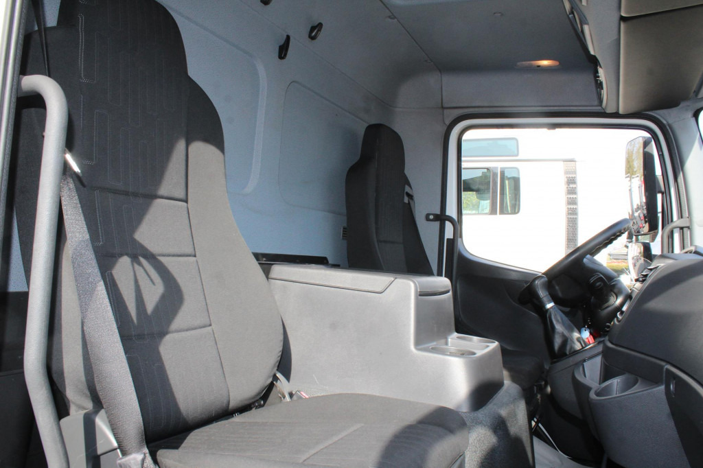 Mercedes-Benz Atego 1221 E6 Koffer Klima LDW Schalter LBW - 卡车:图4 Mercedes-Benz Atego 1221 E6 Koffer Klima LDW Schalter LBW - 卡车:图4