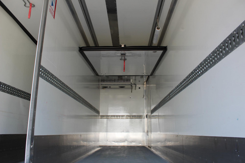 Mercedes-Benz Atego 1624 Atego 1624 CS 1250Mt. Strom Bi-Temp. - 冷藏车:图3 Mercedes-Benz Atego 1624 Atego 1624 CS 1250Mt. Strom Bi-Temp. - 冷藏车:图3