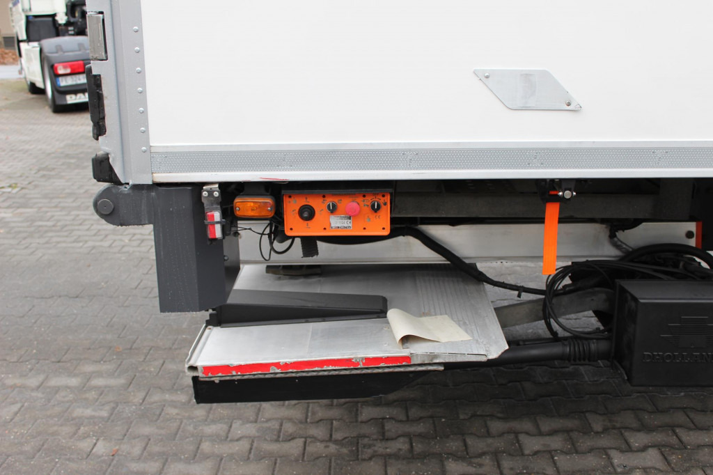 Renault D Wide E6 CS 1150Mt Bi-Temp. Tür+LBW TW Strom - 冷藏车:图5 Renault D Wide E6 CS 1150Mt Bi-Temp. Tür+LBW TW Strom - 冷藏车:图5