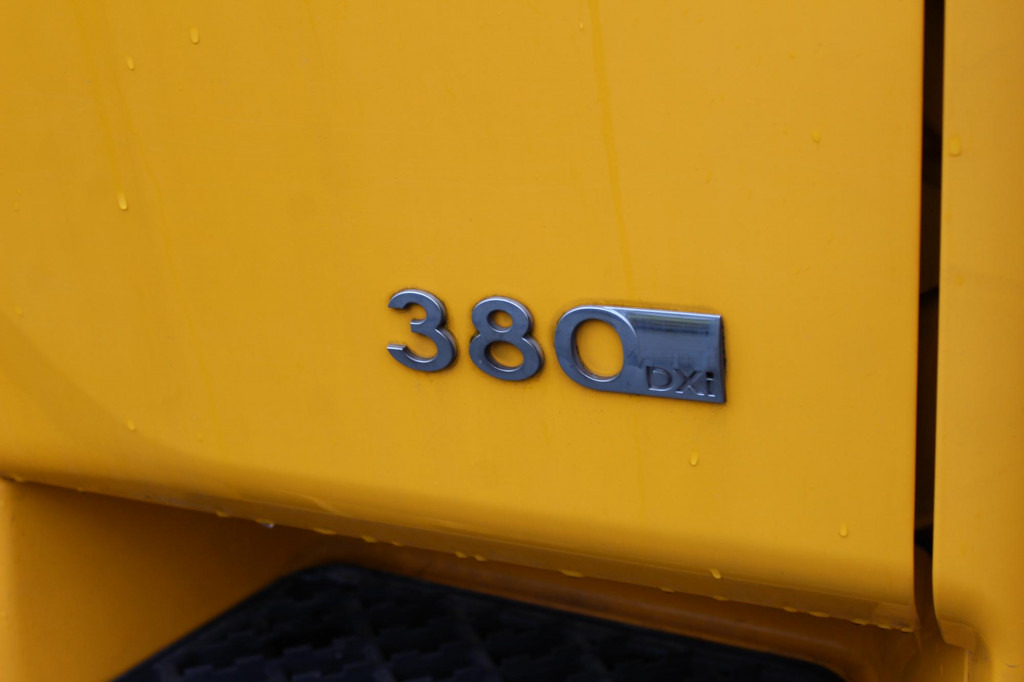 驾驶室底盘卡车 Renault Premium 380DXi BDF Schlafkabine LBW AHK 298 TKm:图13 驾驶室底盘卡车 Renault Premium 380DXi BDF Schlafkabine LBW AHK 298 TKm:图13