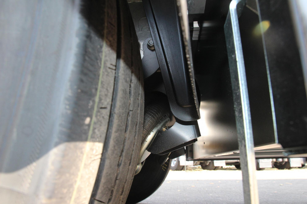 SCHMITZ Thermo King Advancer A400 DS Strom Blumen - 冷藏半拖车:图5 SCHMITZ Thermo King Advancer A400 DS Strom Blumen - 冷藏半拖车:图5