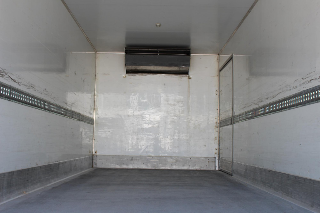 Volvo FL 260 E6 TK T800R 16t Strom Türen+LBW FRC - 冷藏车:图2 Volvo FL 260 E6 TK T800R 16t Strom Türen+LBW FRC - 冷藏车:图2