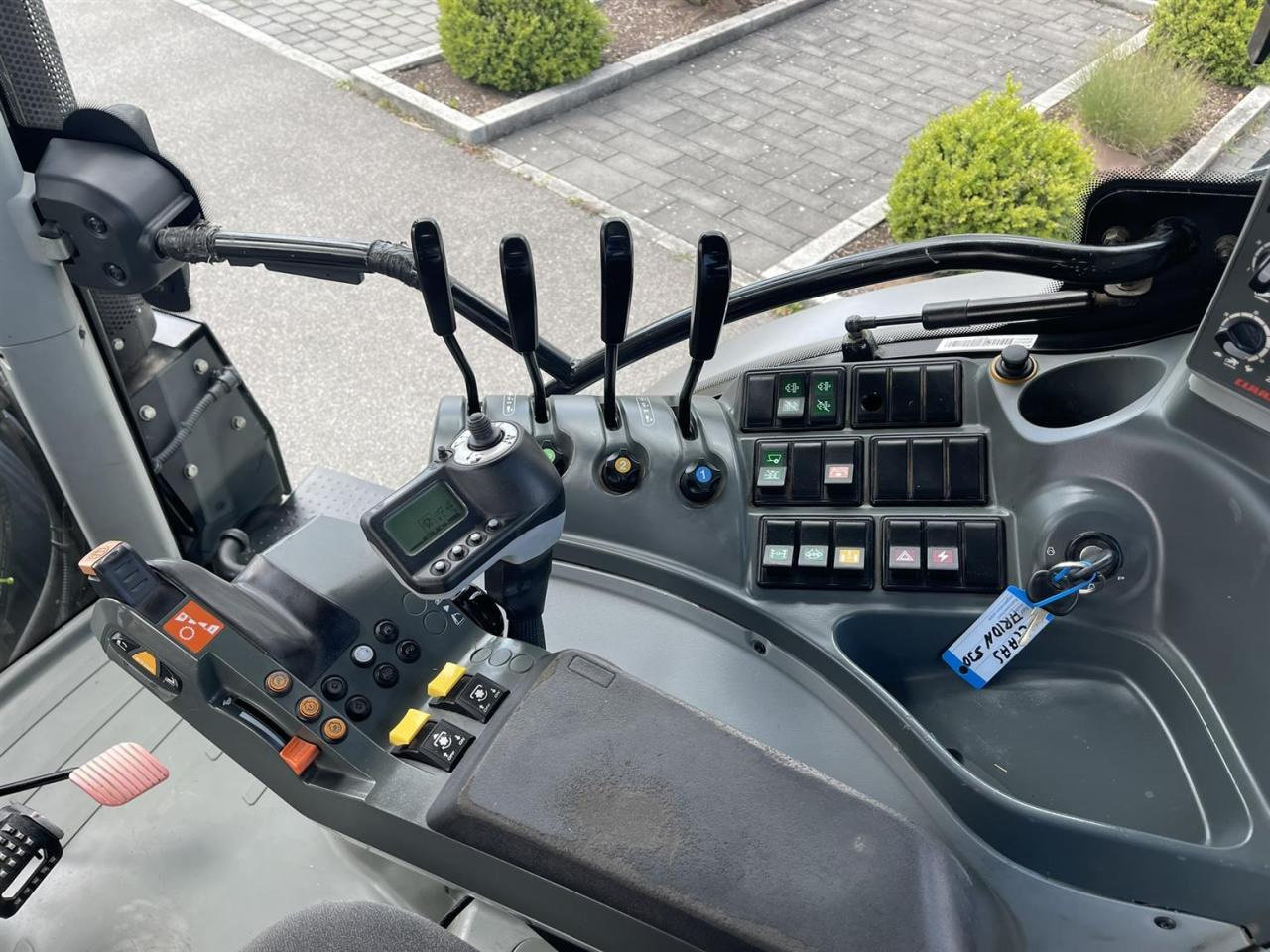 拖拉机 CLAAS Arion 530 CIS mit Frontlader, FKH und FZW：图15
