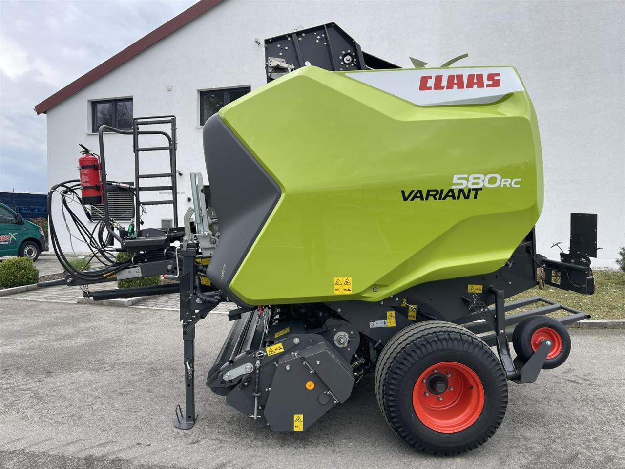 CLAAS Variant 580 RC PRO, neuwertige Rundballenpresse, Baujahr 2023 - 圆形打包机:图2 CLAAS Variant 580 RC PRO, neuwertige Rundballenpresse, Baujahr 2023 - 圆形打包机:图2