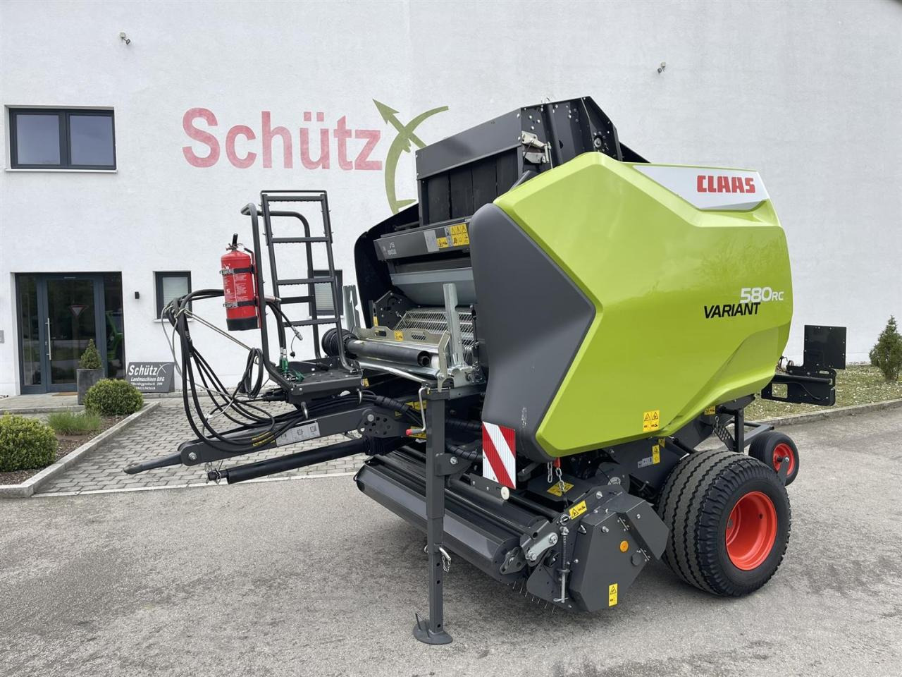 CLAAS Variant 580 RC PRO, neuwertige Rundballenpresse, Baujahr 2023 - 圆形打包机:图1 CLAAS Variant 580 RC PRO, neuwertige Rundballenpresse, Baujahr 2023 - 圆形打包机:图1
