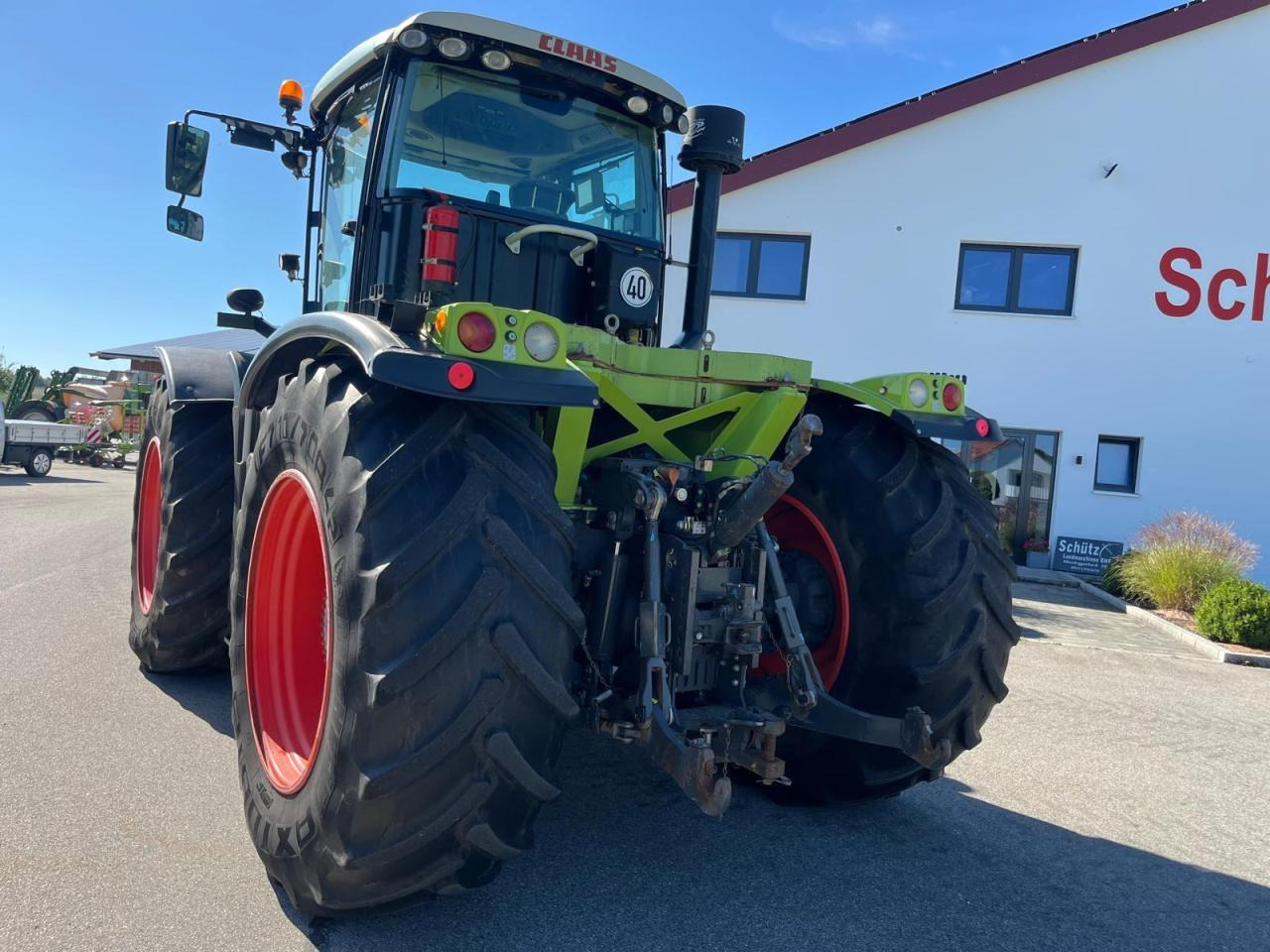 CLAAS Xerion 3800 Trac PTO GPS S3 FKH Erstbesitz - 拖拉机:图4 CLAAS Xerion 3800 Trac PTO GPS S3 FKH Erstbesitz - 拖拉机:图4